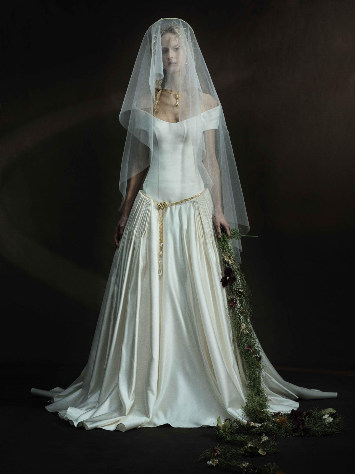 Cyra - Look II - the Golden Bough