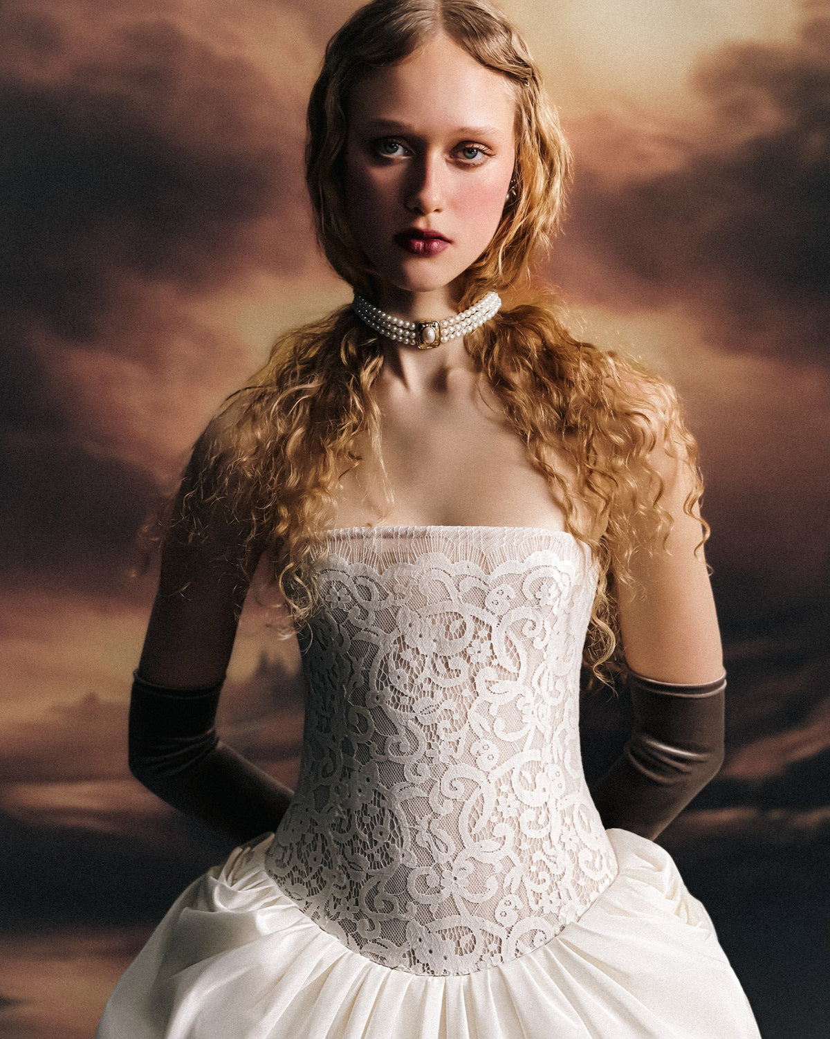 Elowen - LOOK VII -Roman de lan Rose